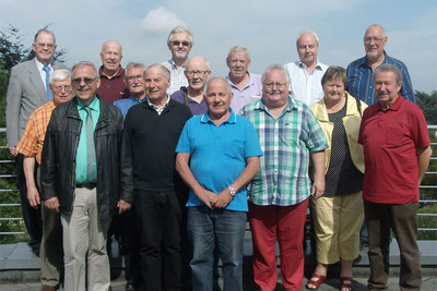 Die Teilnehmer des Seniorenseminars 2015 mit komba Bundesseniorenbeauftragten Klaus-Dieter Schulze (vorne links) (Bild: © komba gewerkschaft)