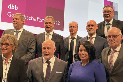 Die neue Bundesleitung des dbb beamtenbundes und tarifunion (© komba gewerkschaft)